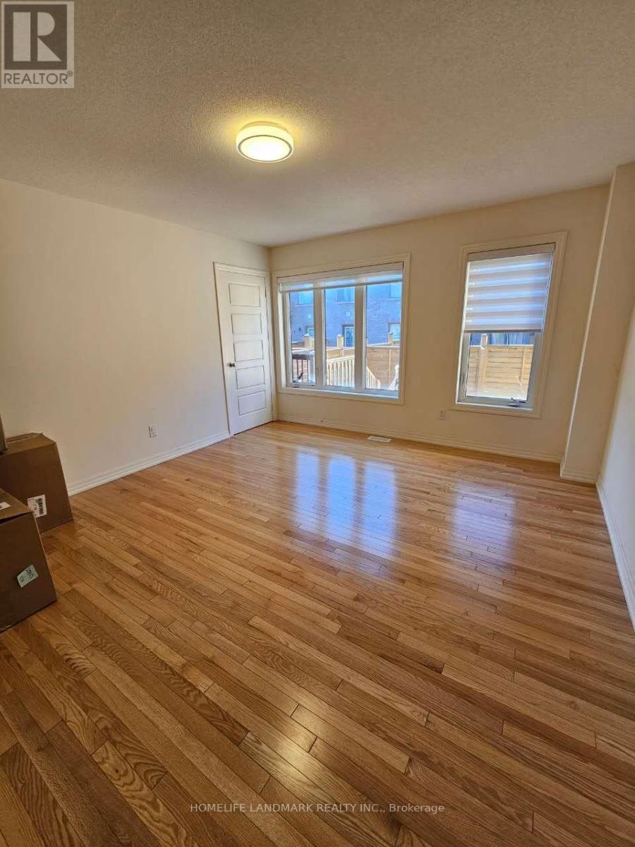 22 Vantage Loop, Newmarket, Ontario  L3X 0K6 - Photo 6 - N13037794