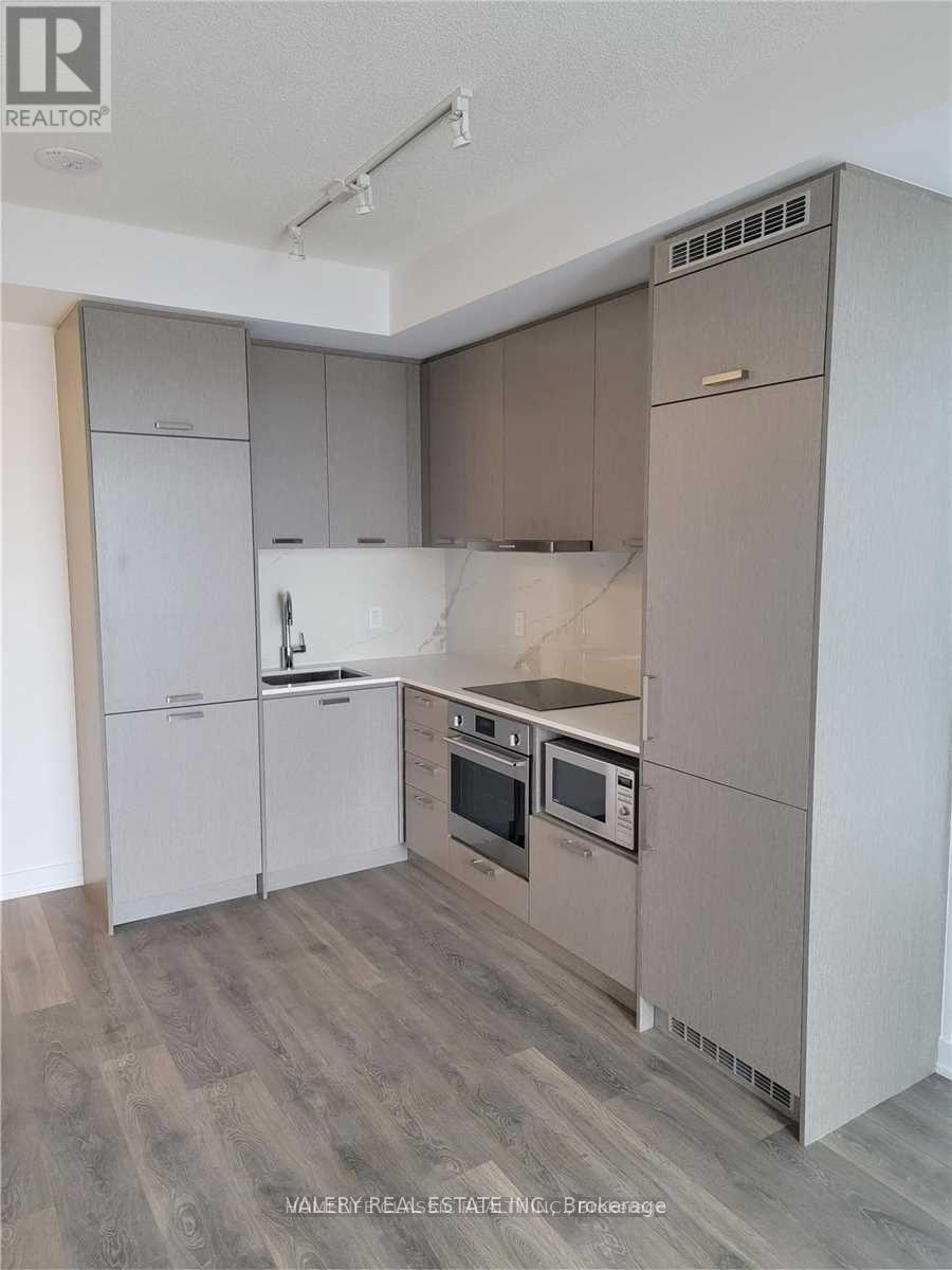 816 - 38 Honeycrisp Crescent N, Vaughan, Ontario  L4K 0M8 - Photo 11 - N13037808