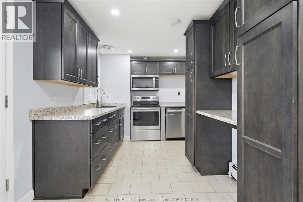 10395 Caledon Court, Windsor, Ontario  N8R 1C7 - Photo 17 - 26009067