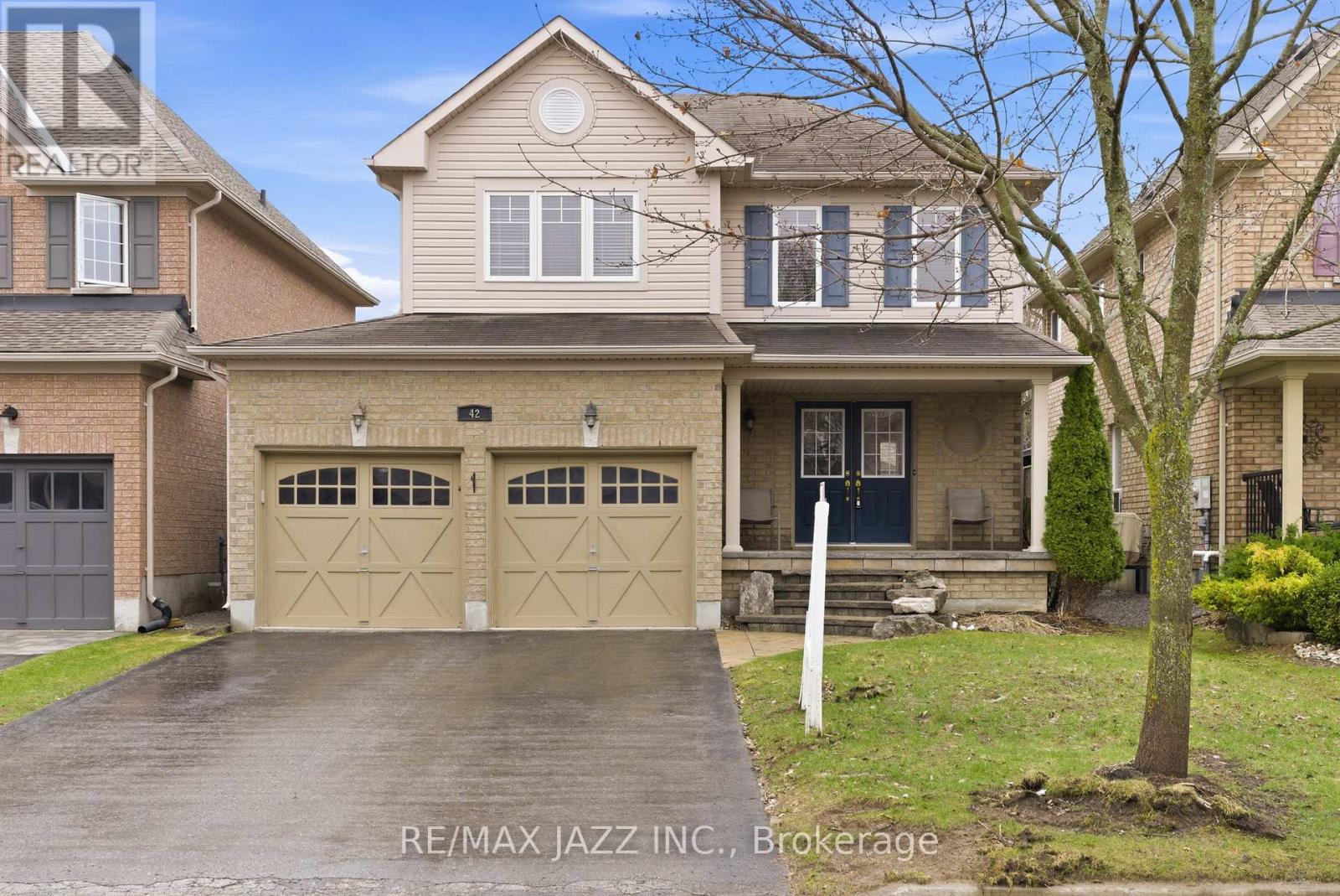 42 RUSSELL BARTON LANE, Uxbridge, Ontario