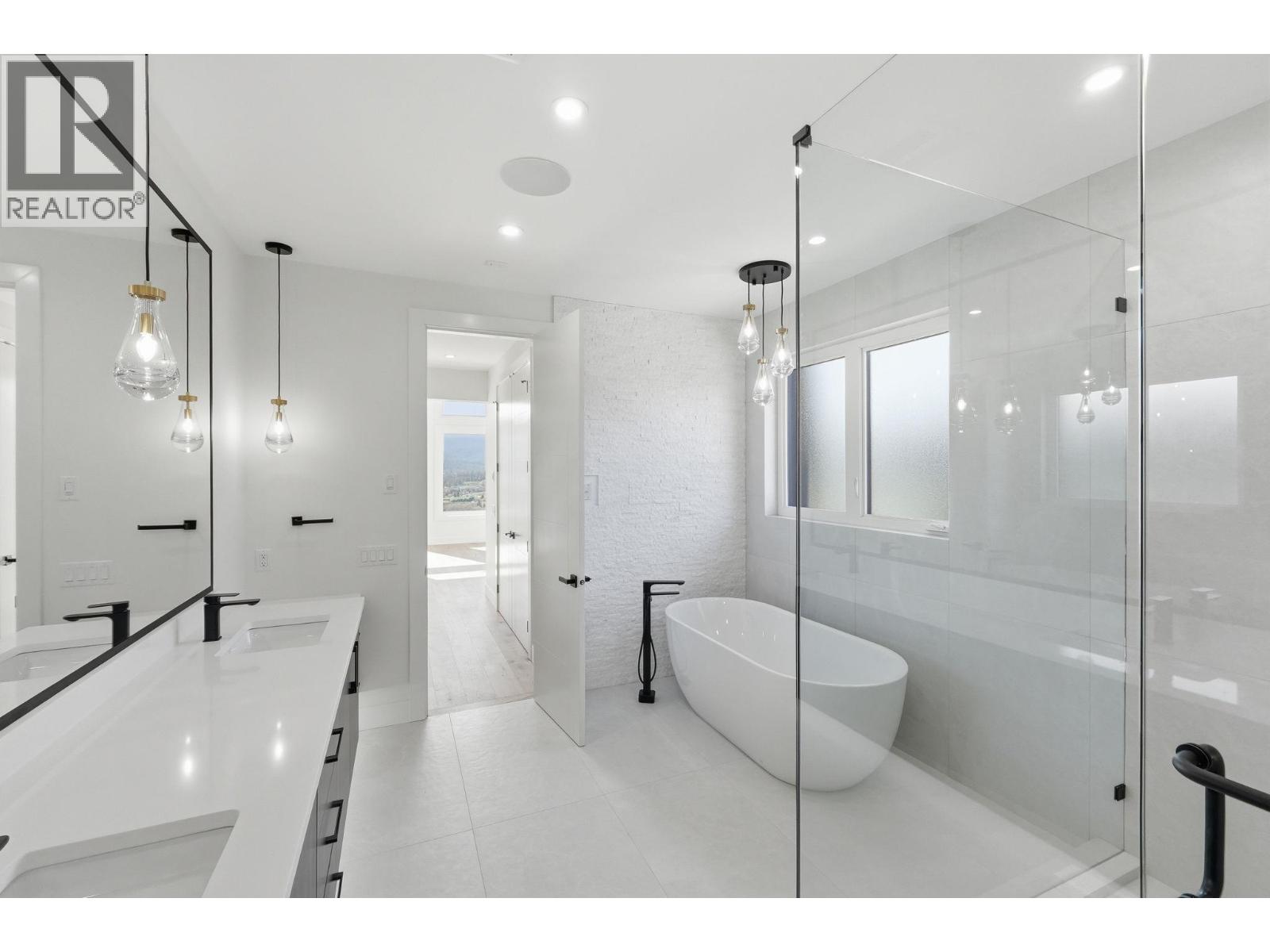 1087 Carnoustie Drive, Kelowna, British Columbia  V1P 0A3 - Photo 18 - 10384696