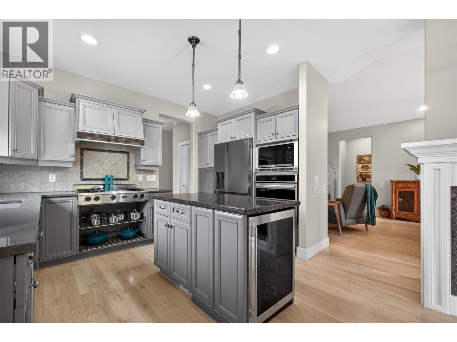 4178 Gallaghers Boulevard S, Kelowna, British Columbia  V1W 4X2 - Photo 12 - 10383619