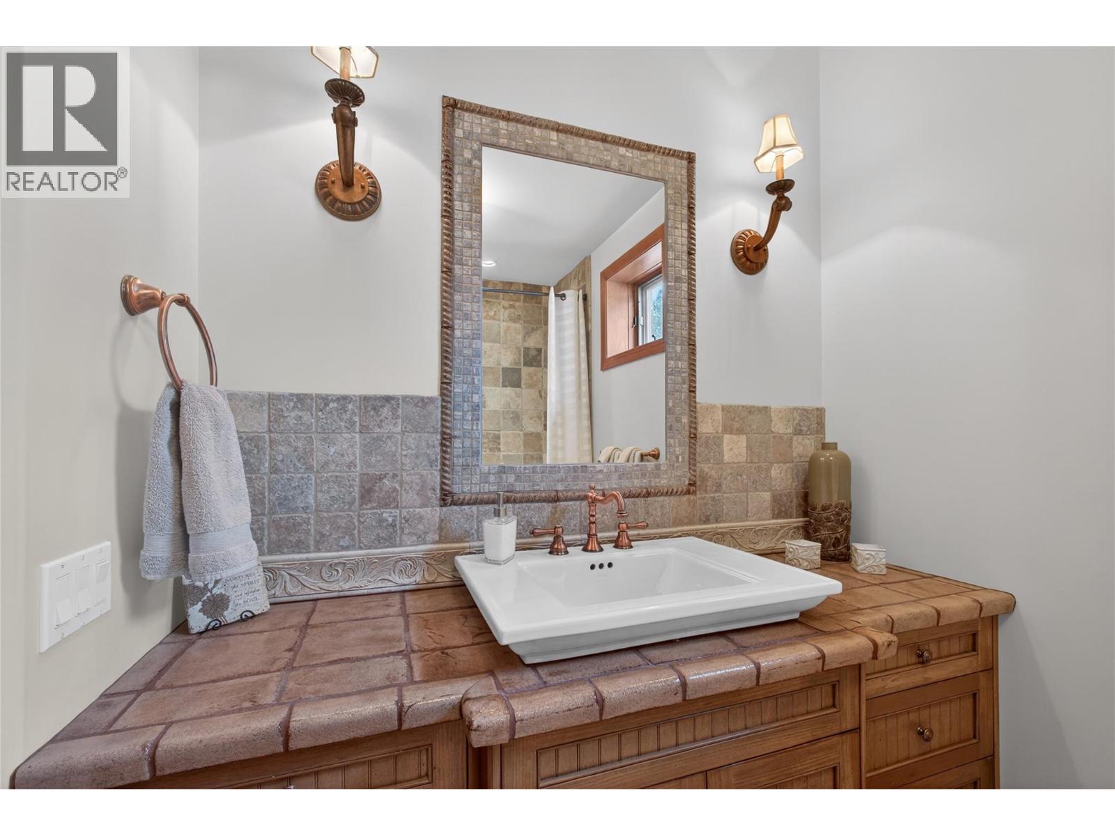 4178 Gallaghers Boulevard S, Kelowna, British Columbia  V1W 4X2 - Photo 33 - 10383619