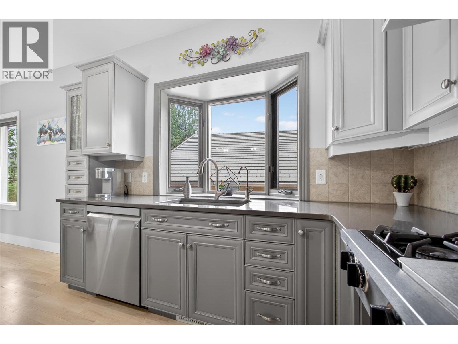 4178 Gallaghers Boulevard S, Kelowna, British Columbia  V1W 4X2 - Photo 9 - 10383619