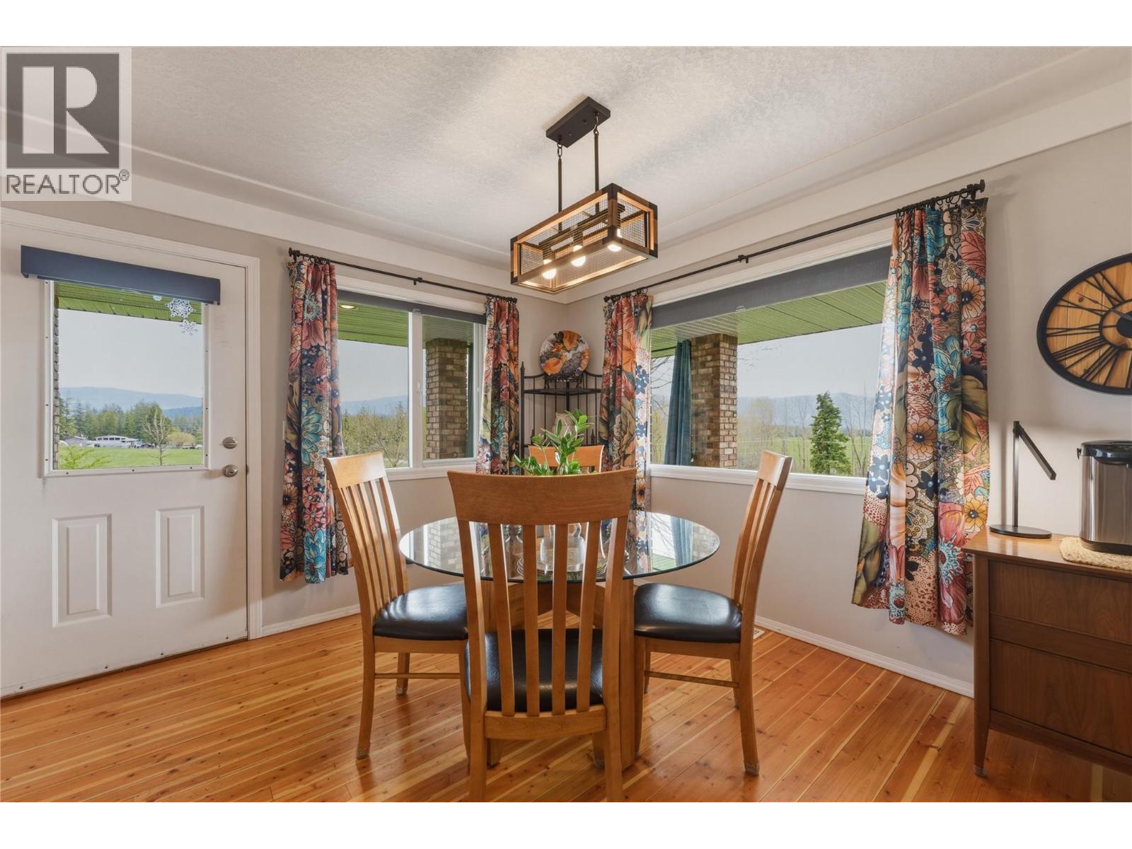 5271 Pyott Road, Spallumcheen, British Columbia  V4Y 0M6 - Photo 13 - 10380489