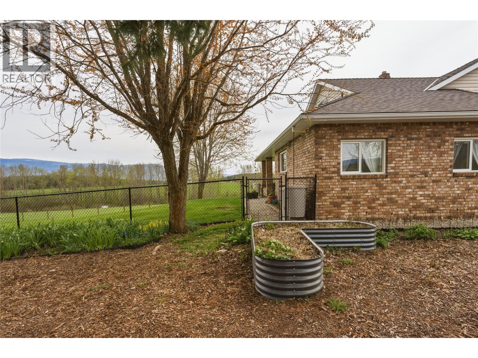 5271 Pyott Road, Spallumcheen, British Columbia  V4Y 0M6 - Photo 42 - 10380489