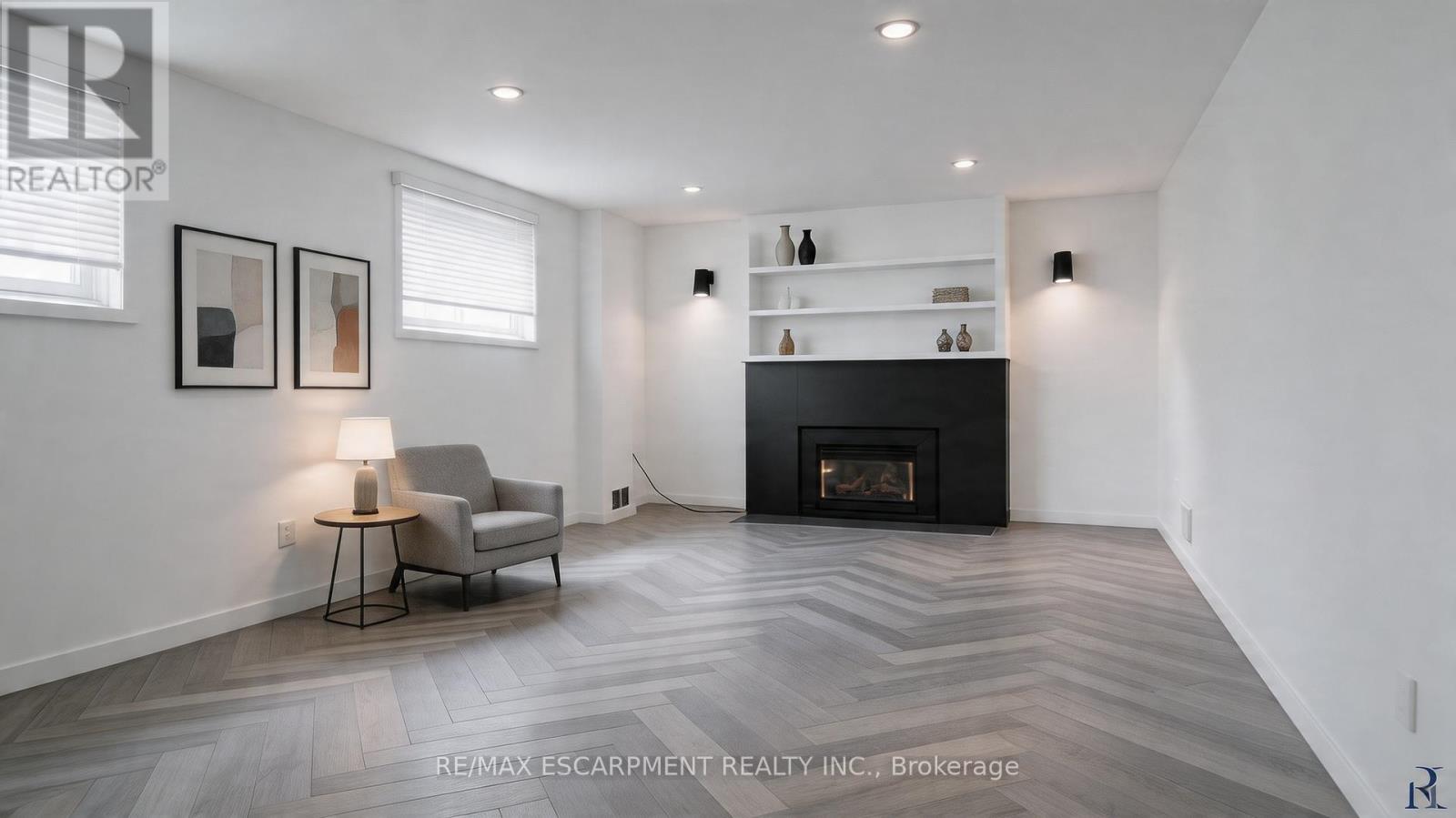 1443 Birchwood Drive, Mississauga, Ontario  L5J 1T3 - Photo 22 - W13037786