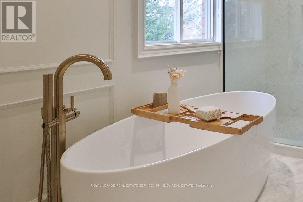 1962 Calgary Court, Mississauga, Ontario  L5H 4J1 - Photo 25 - W13037796