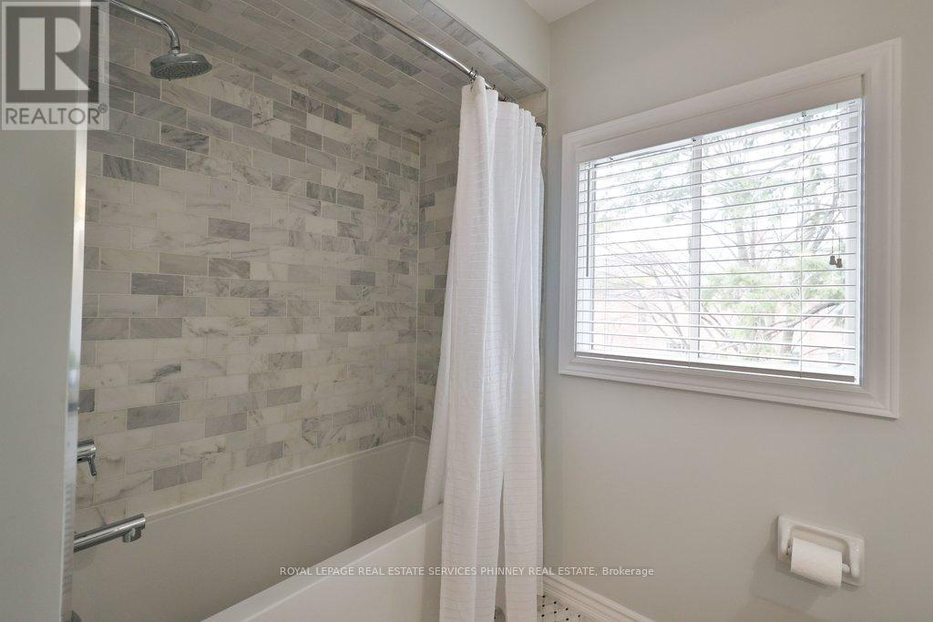 1962 Calgary Court, Mississauga, Ontario  L5H 4J1 - Photo 29 - W13037796