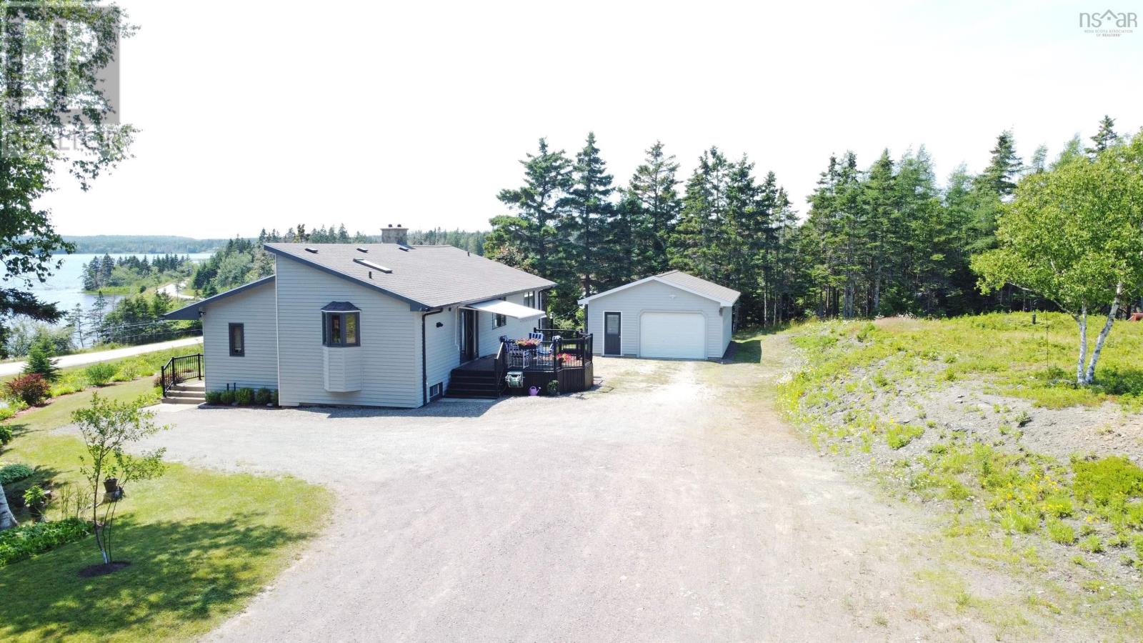 351 Lochside Road, D'escousse, Nova Scotia  B0E 1K0 - Photo 7 - 202517996