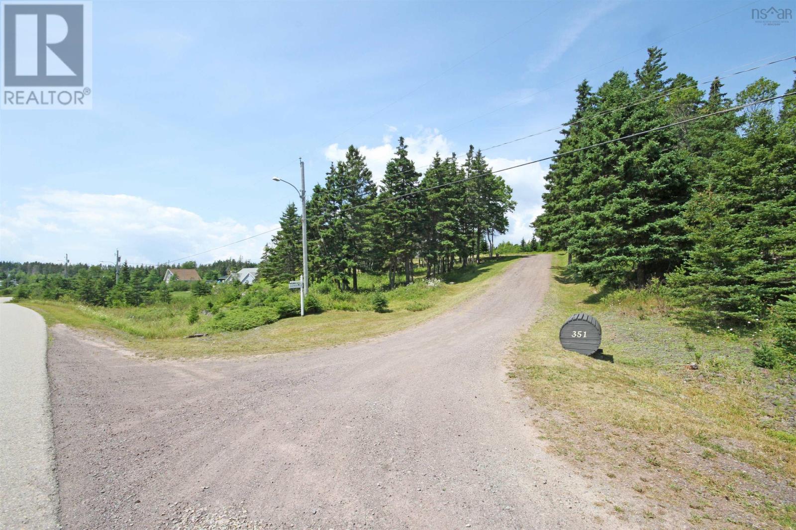 351 Lochside Road, D'escousse, Nova Scotia  B0E 1K0 - Photo 8 - 202517996