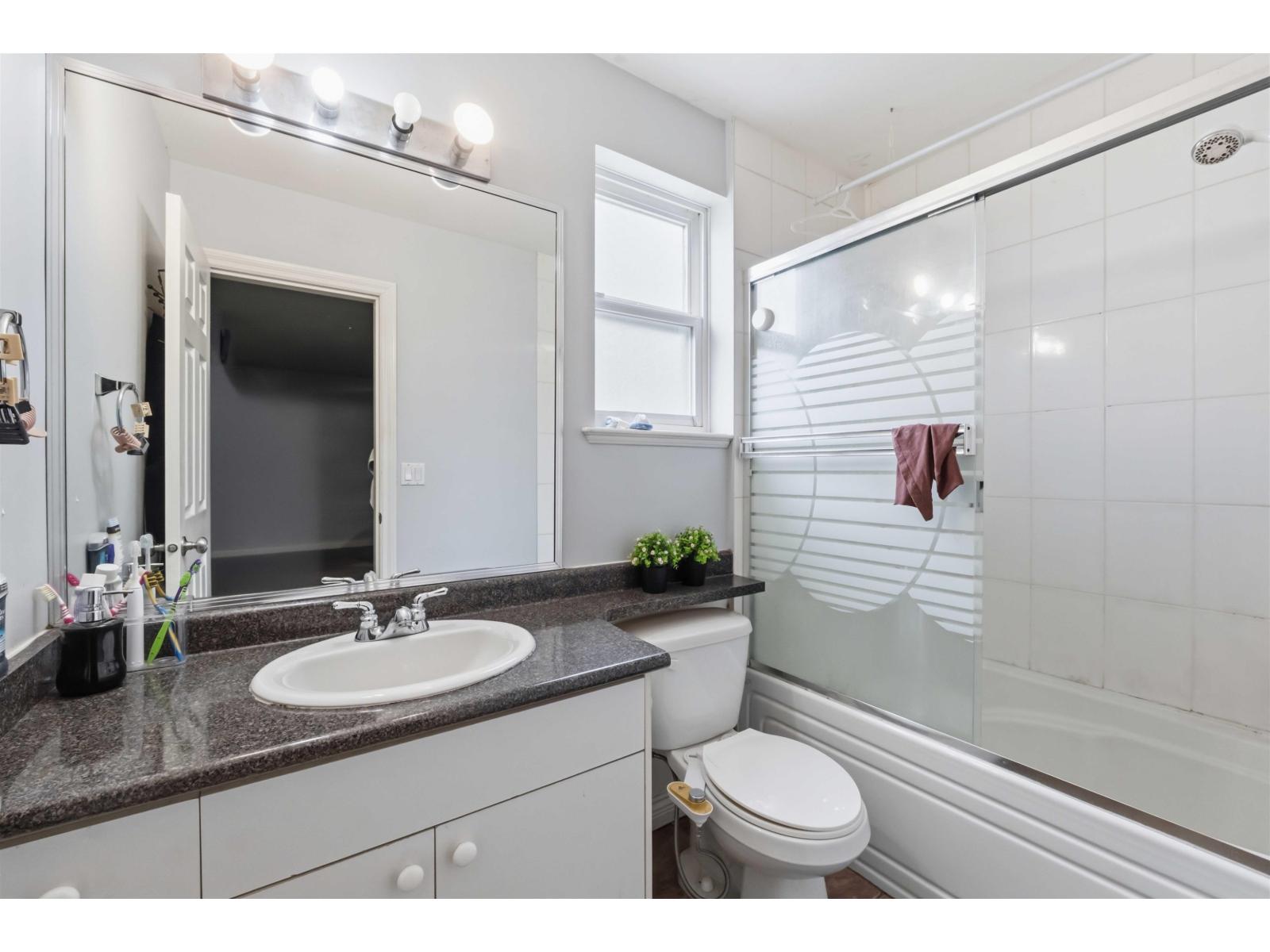 13869 Brentwood Crescent, Surrey, British Columbia  V3R 5M1 - Photo 11 - R3114787