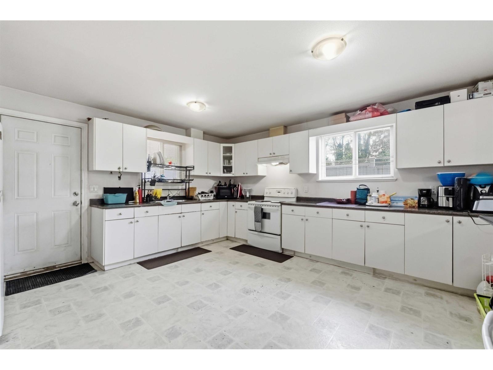 13869 Brentwood Crescent, Surrey, British Columbia  V3R 5M1 - Photo 7 - R3114787