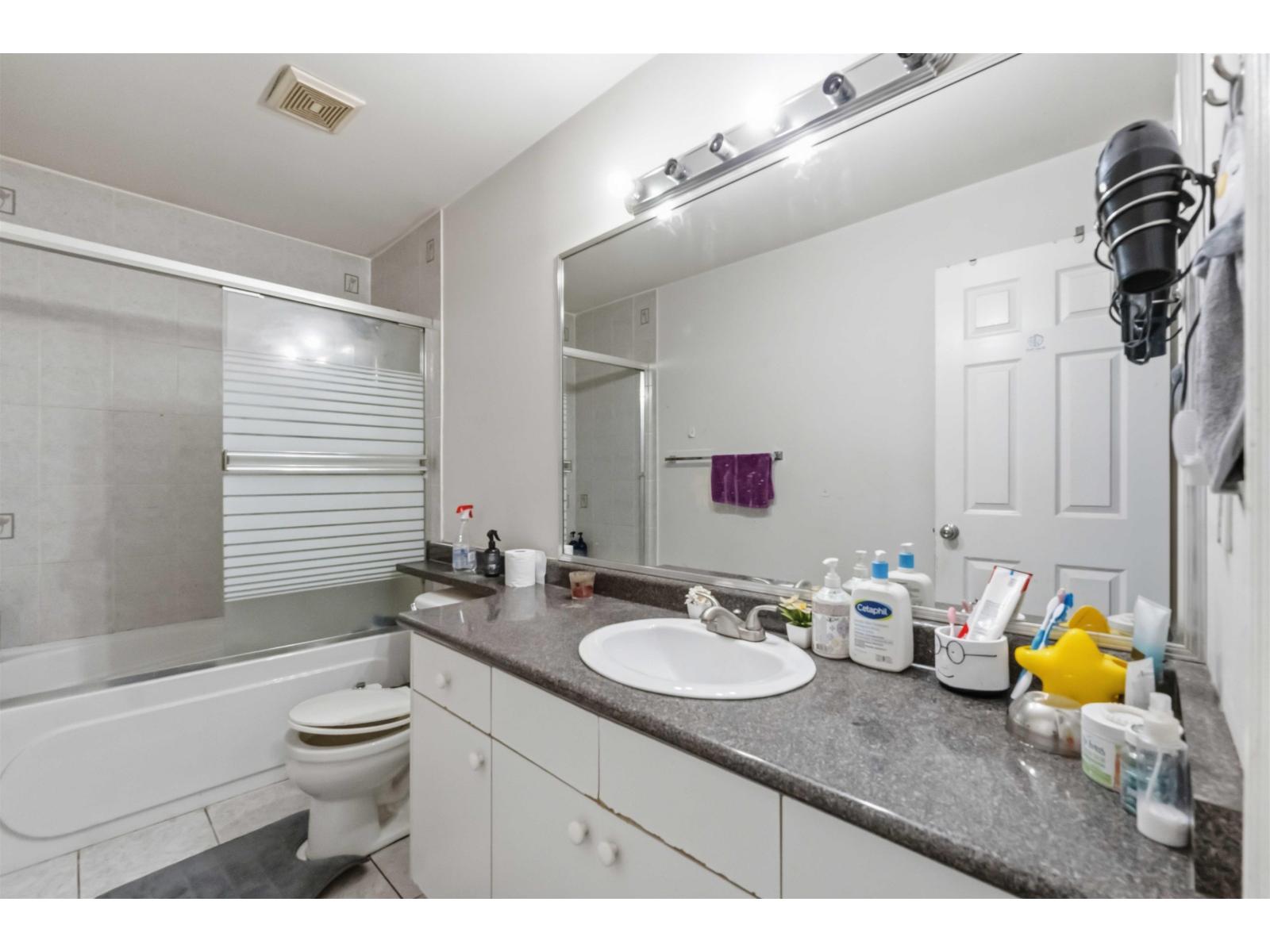 13869 Brentwood Crescent, Surrey, British Columbia  V3R 5M1 - Photo 10 - R3114787