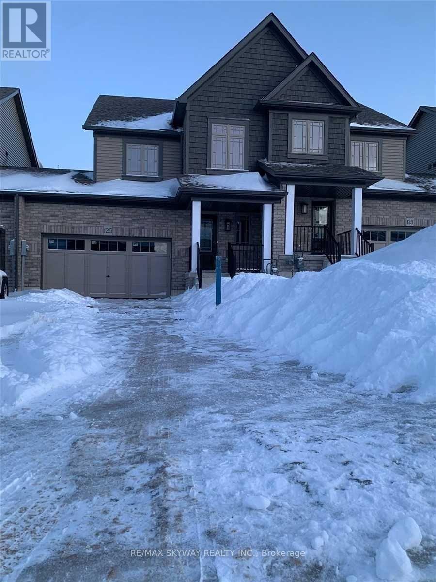 125 STONEBROOK WAY, Grey Highlands, Ontario