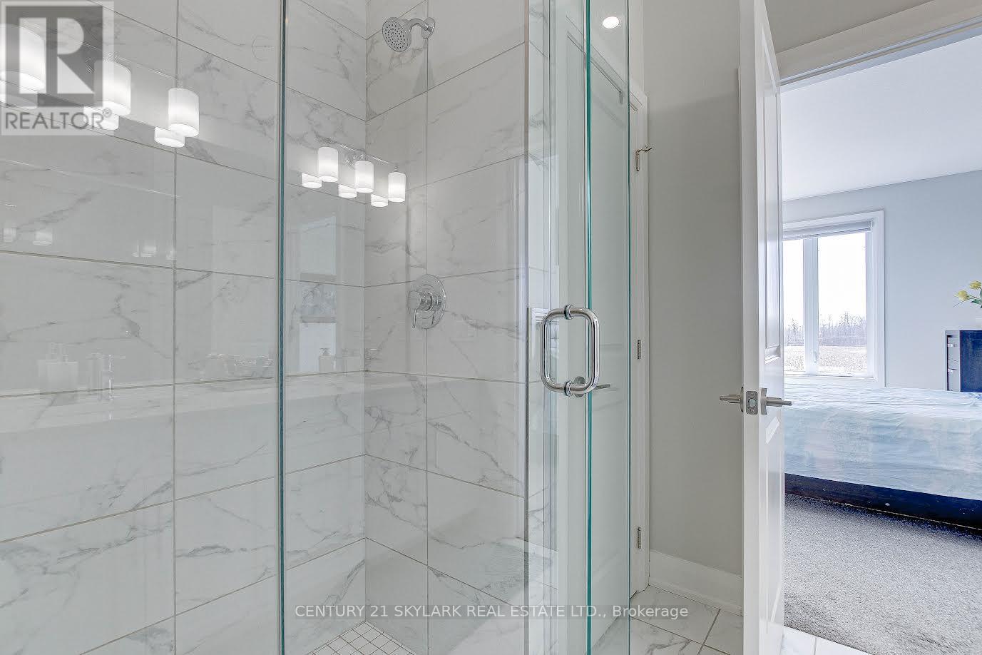 2033 Lockwood Crescent, Strathroy-Caradoc, Ontario  N0L 1W0 - Photo 20 - X13037780