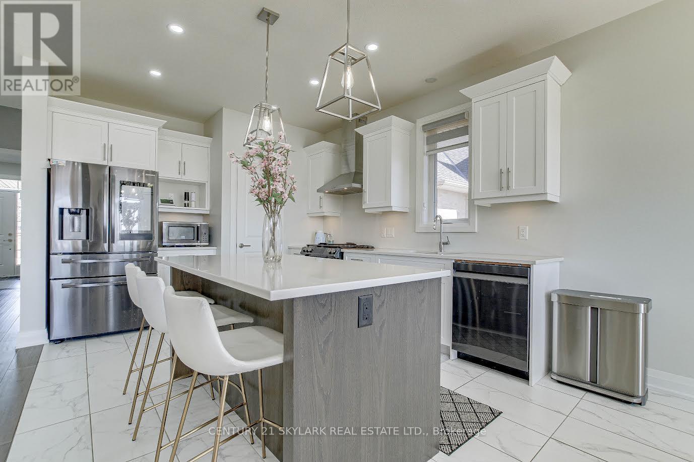 2033 Lockwood Crescent, Strathroy-Caradoc, Ontario  N0L 1W0 - Photo 9 - X13037780