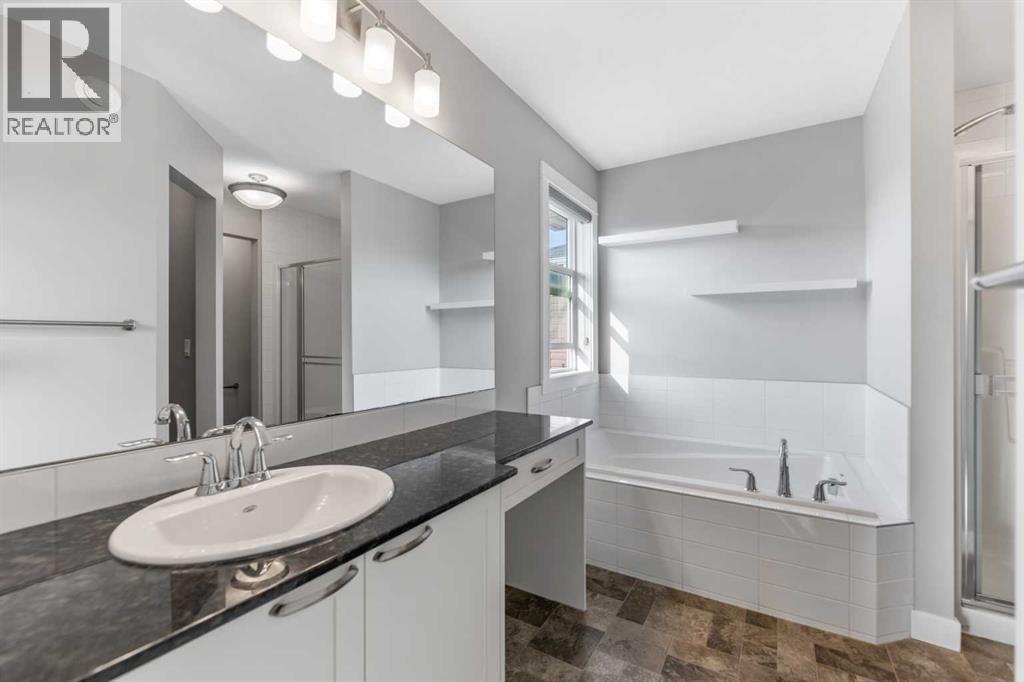 625 Midtown Place SW, Airdrie, Alberta  T4B 4E3 - Photo 33 - A2287948