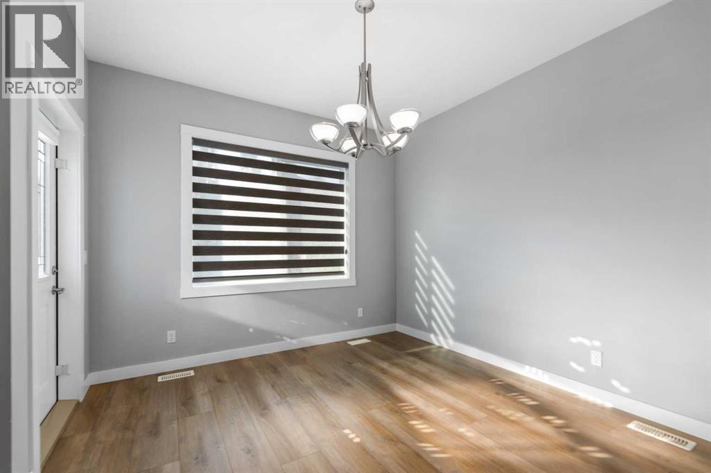 625 Midtown Place SW, Airdrie, Alberta  T4B 4E3 - Photo 19 - A2287948