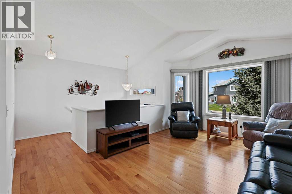 272 Saddlemead Road NE, Calgary, Alberta  T3J 4J4 - Photo 6 - A2298441