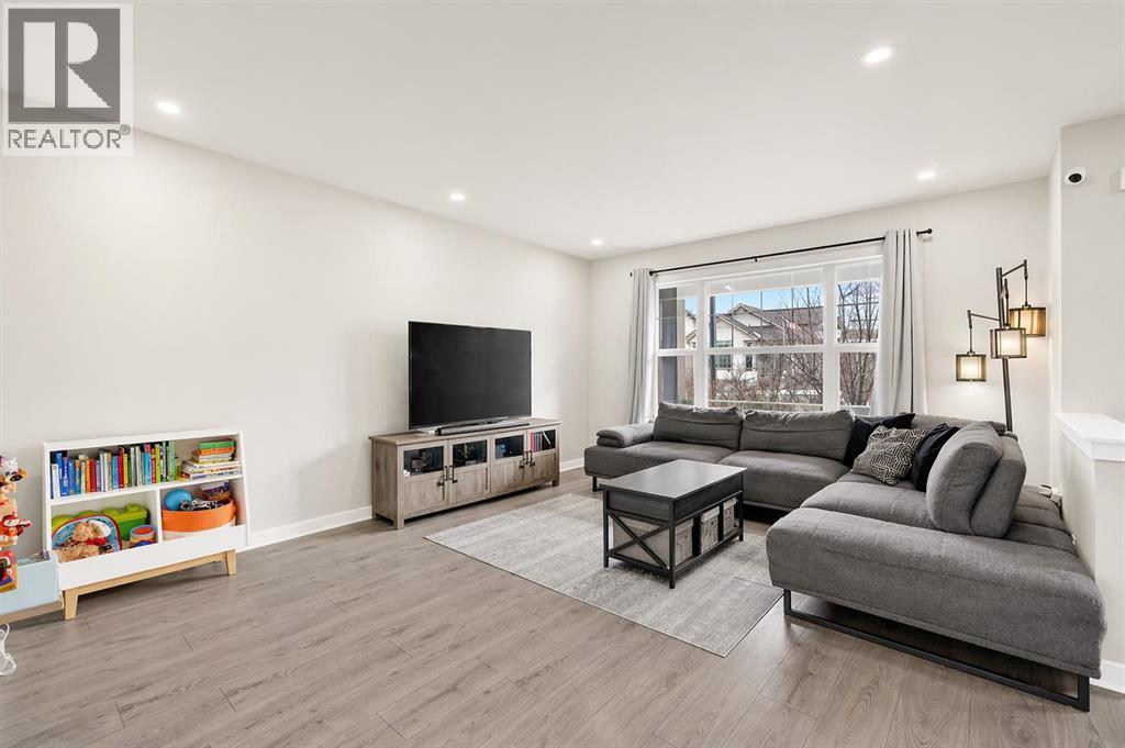 520 Morningside Park Sw, Airdrie, Alberta  T4B 3M6 - Photo 4 - A2300300