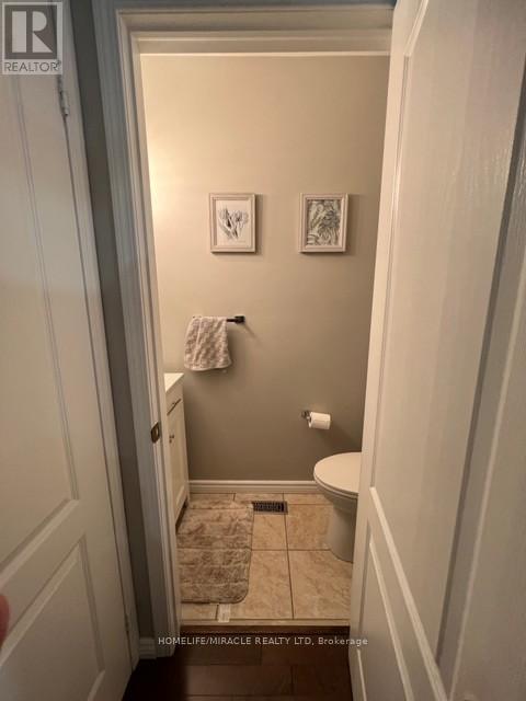 5 Leagrove Street, Brampton, Ontario  L7A 1P2 - Photo 9 - W12783696