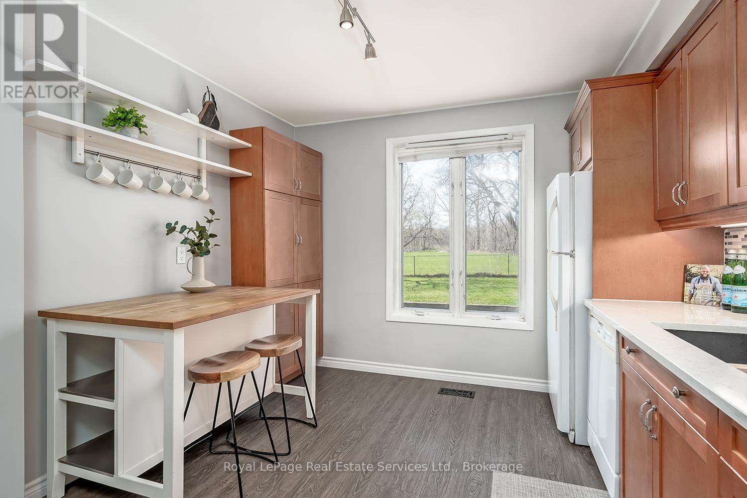 1573 Westminster Place, Burlington, Ontario  L7P 2B4 - Photo 10 - W13037834