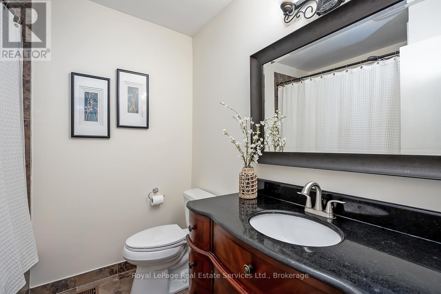 1573 Westminster Place, Burlington, Ontario  L7P 2B4 - Photo 18 - W13037834