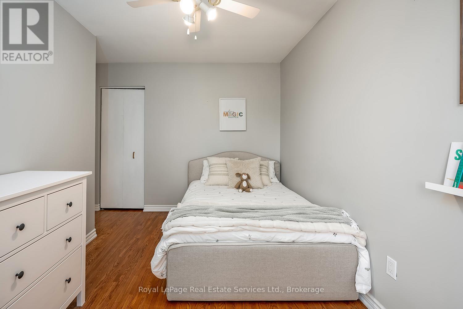 1573 Westminster Place, Burlington, Ontario  L7P 2B4 - Photo 20 - W13037834