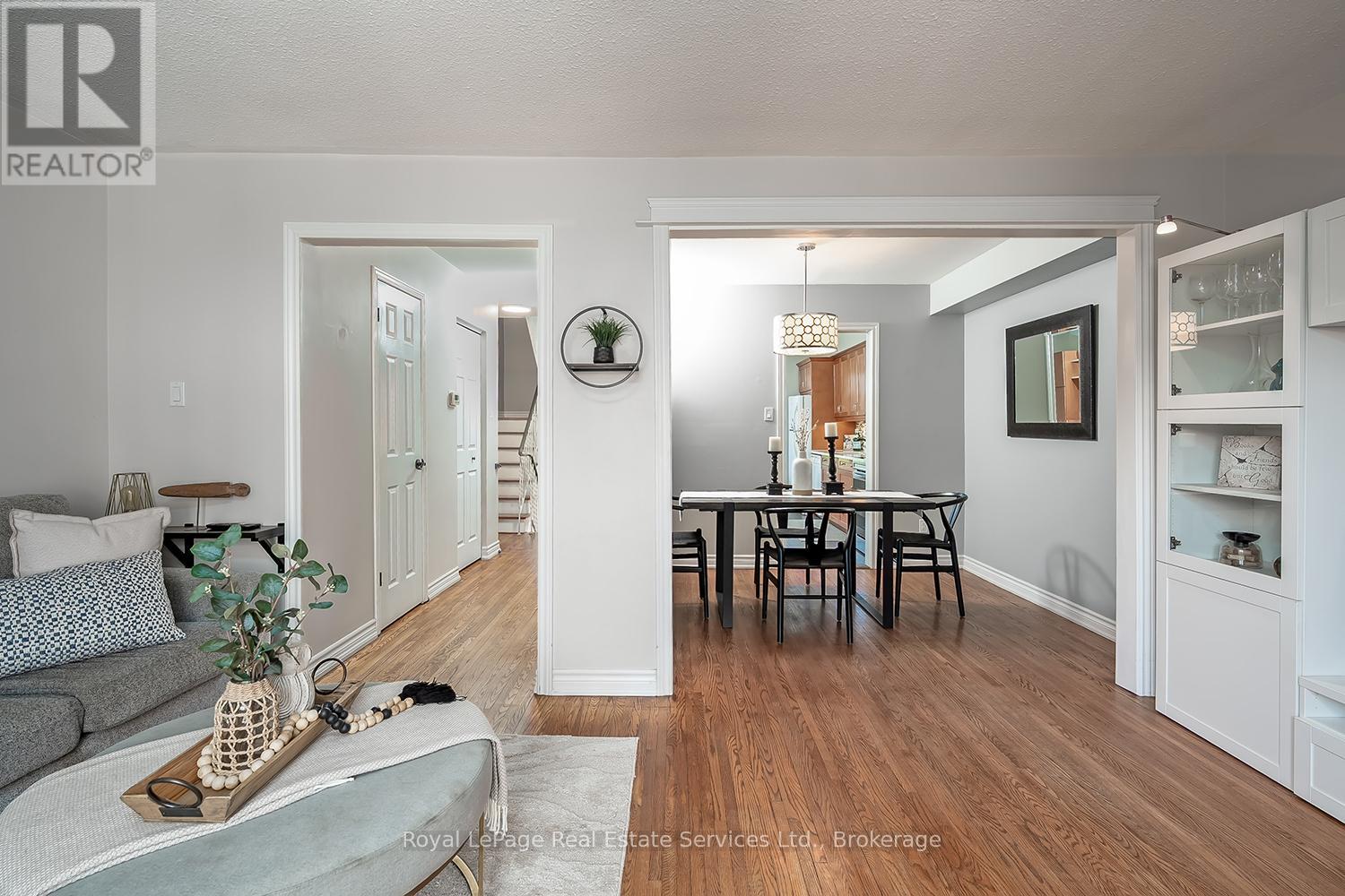 1573 Westminster Place, Burlington, Ontario  L7P 2B4 - Photo 6 - W13037834