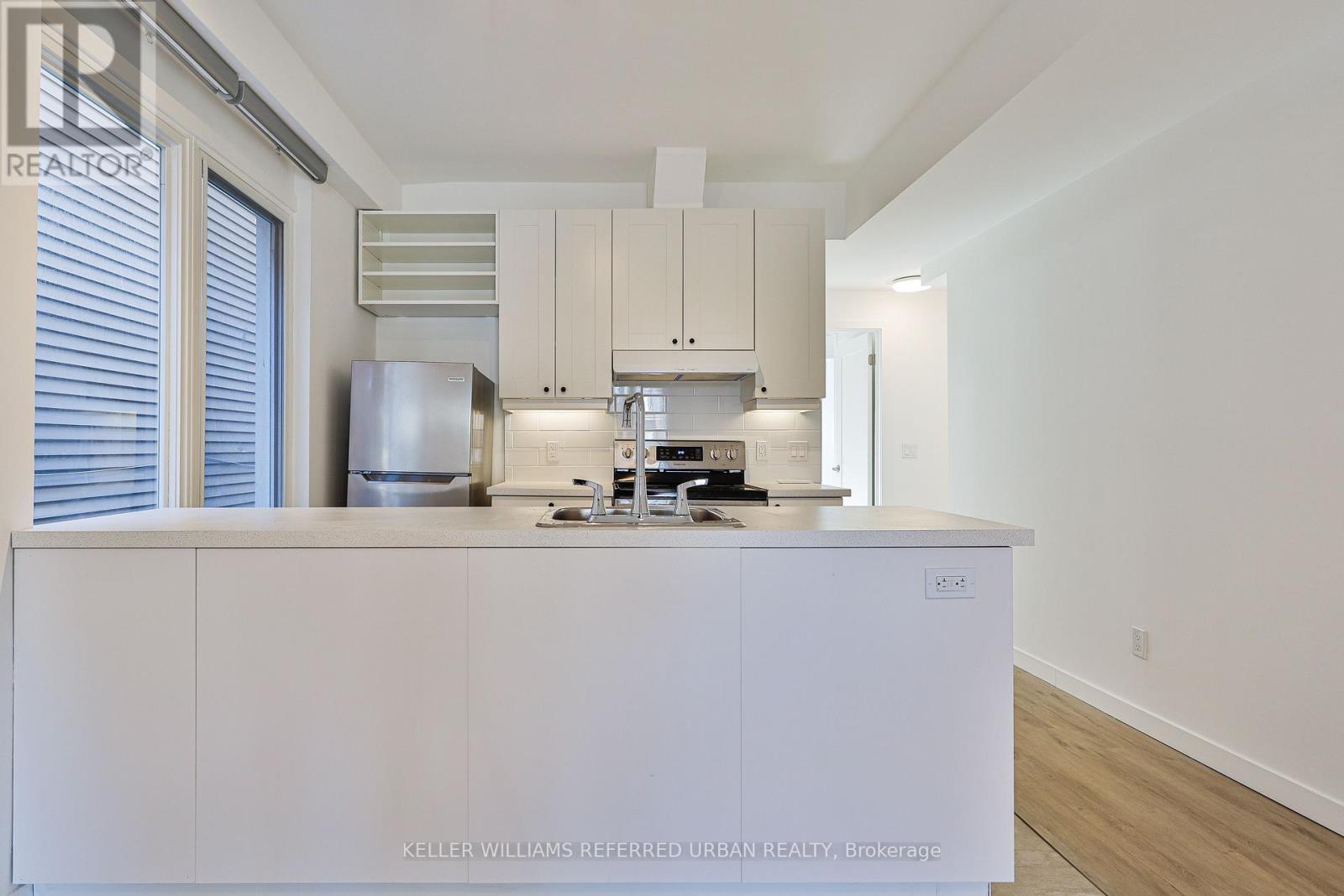 Main - 786 Gladstone Avenue, Toronto, Ontario  M6H 3J6 - Photo 11 - W12930574