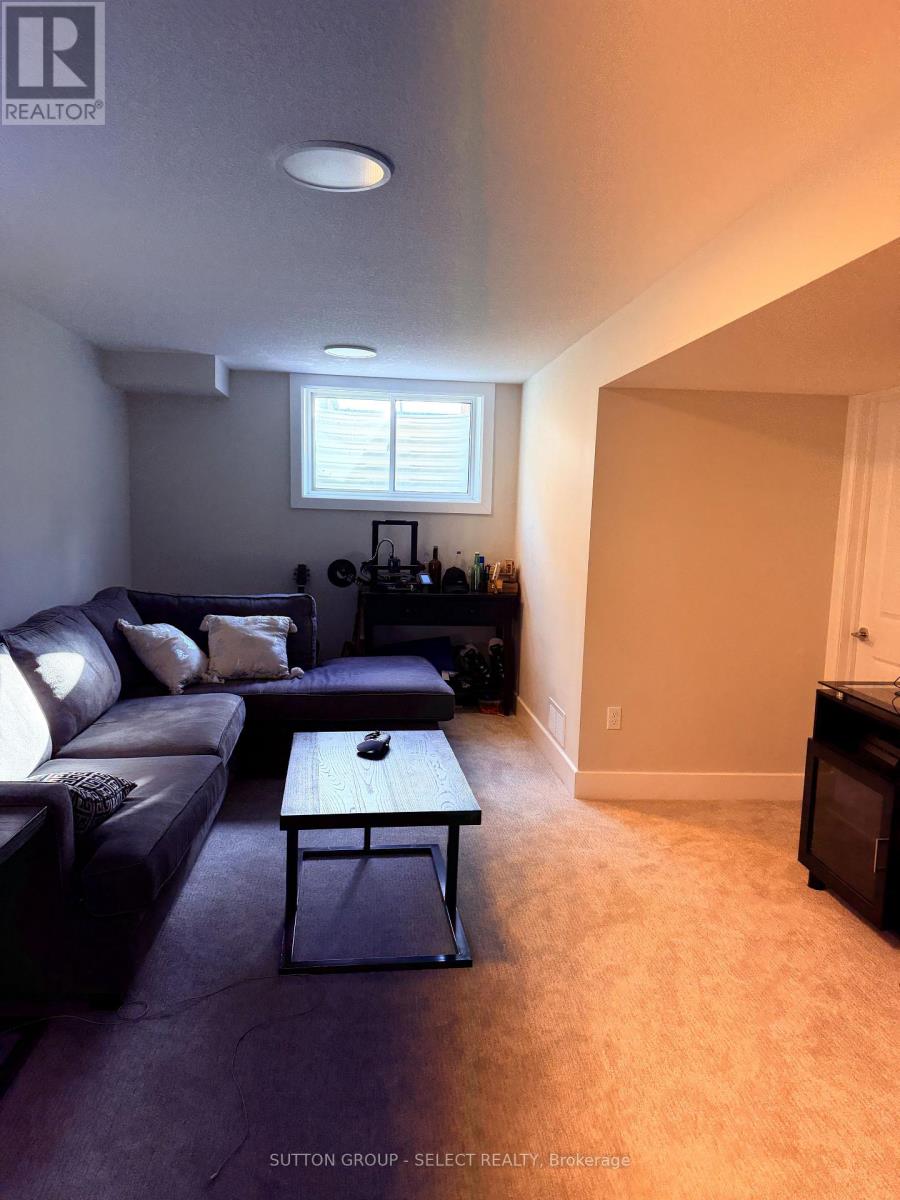 83 - 601 Lions Park Drive, Strathroy-Caradoc, Ontario  N0L 1W0 - Photo 13 - X12899874