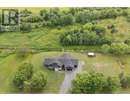 3783 WOODKILTON ROAD, Ottawa, Ontario