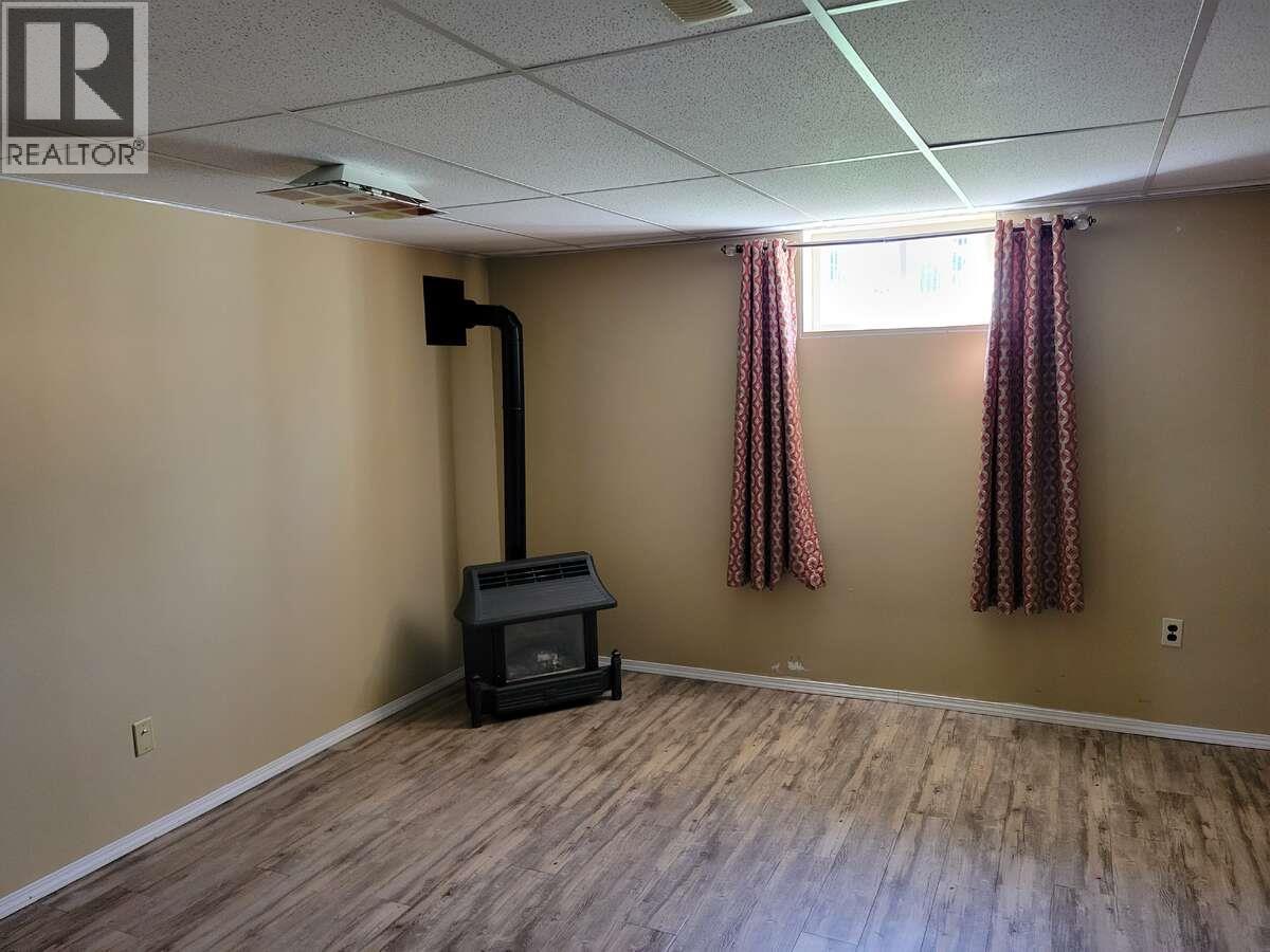 519 6th Street S, Cranbrook, British Columbia  V1C 1L2 - Photo 9 - 10384700