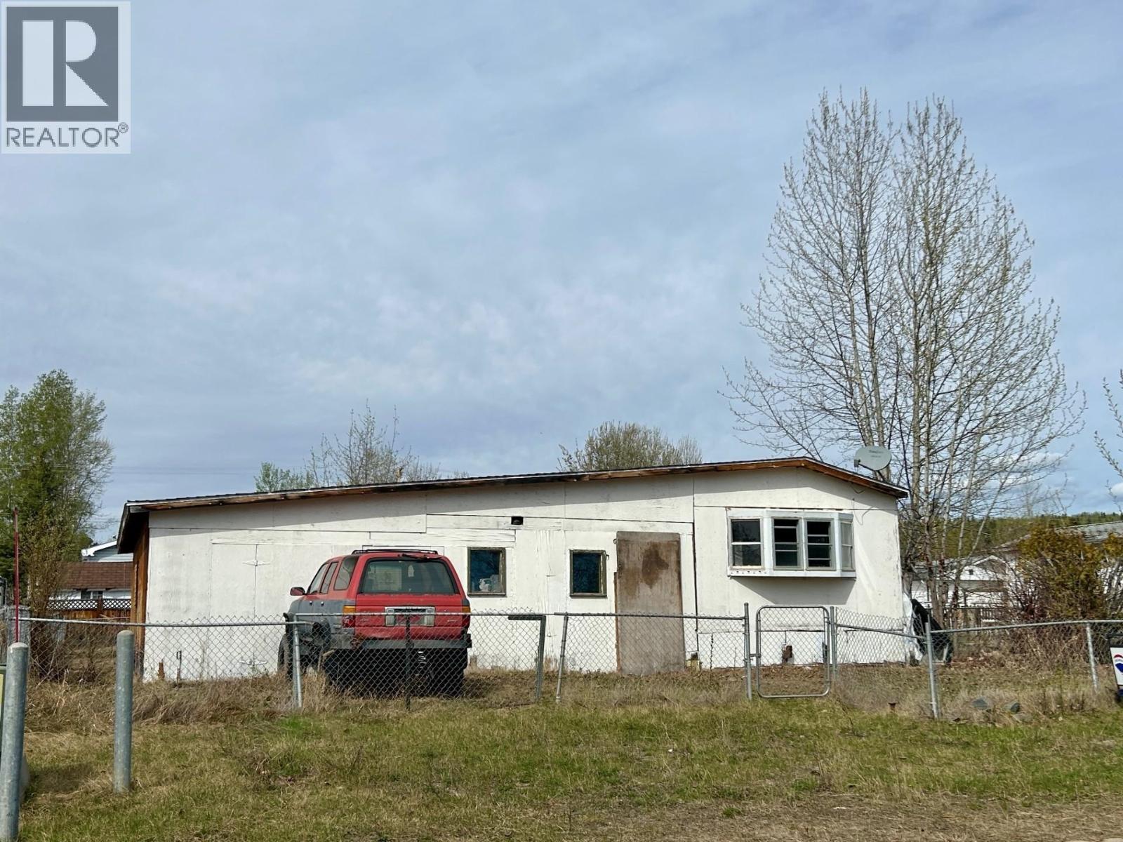 5319 41 Street, Fort Nelson, British Columbia  V0C 1R0 - Photo 1 - R3114858