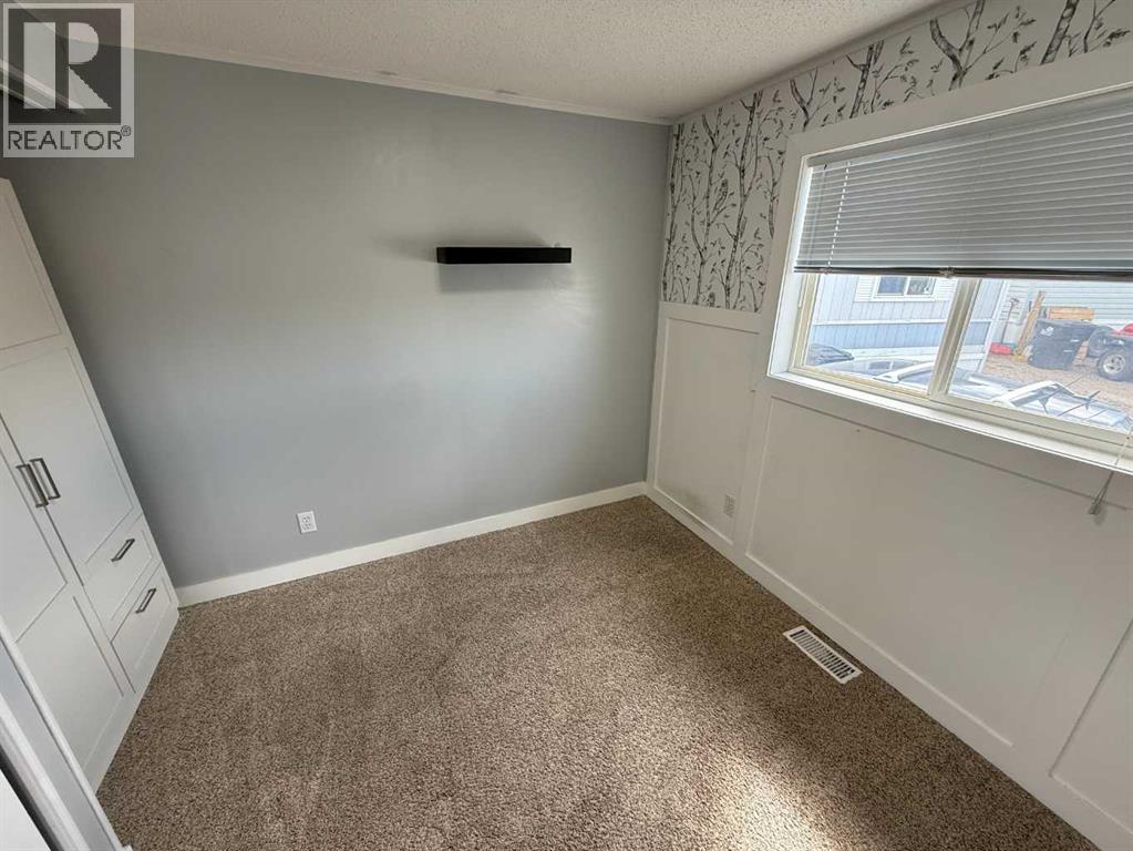 113 Litke Cove, Hinton, Alberta  T7V 1A7 - Photo 12 - A2303635