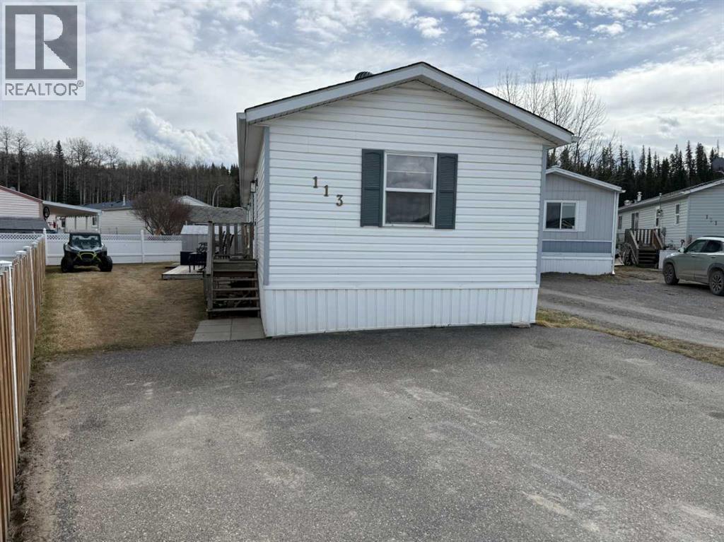 113 Litke Cove, Hinton, Alberta  T7V 1A7 - Photo 16 - A2303635