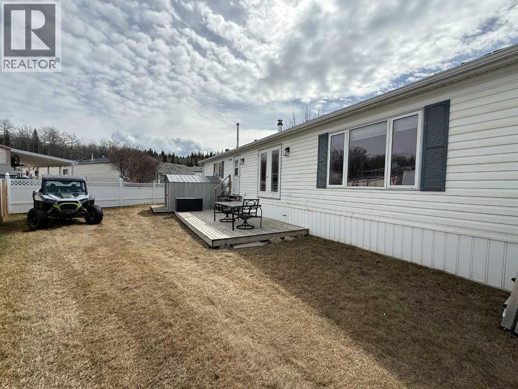 113 Litke Cove, Hinton, Alberta  T7V 1A7 - Photo 15 - A2303635