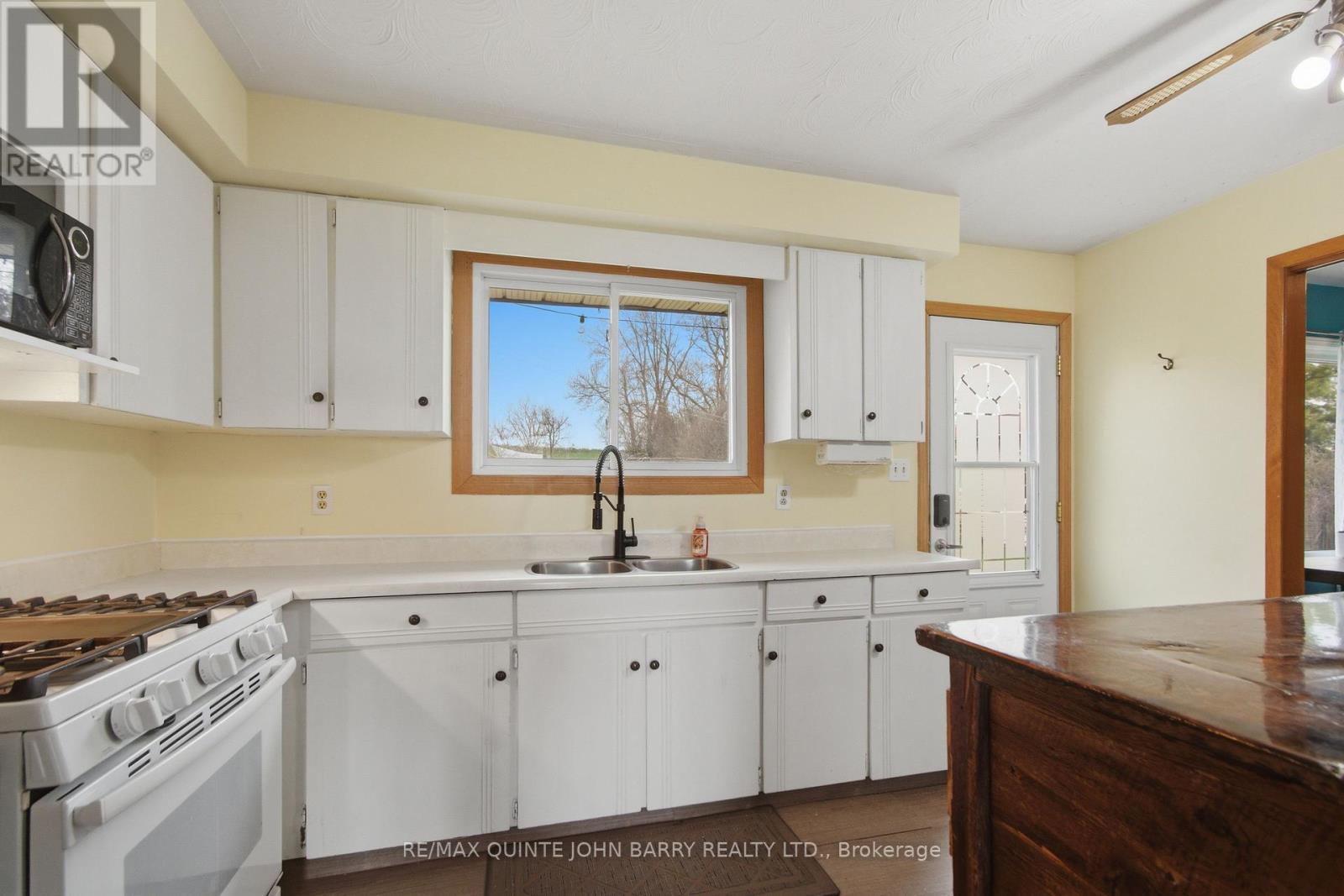 531 Lester Road, Quinte West, Ontario  K8V 5P8 - Photo 11 - X13037826