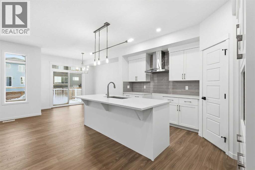 72 Calhoun Rise NE, Calgary, Alberta  T3P 2P5 - Photo 12 - A2275890