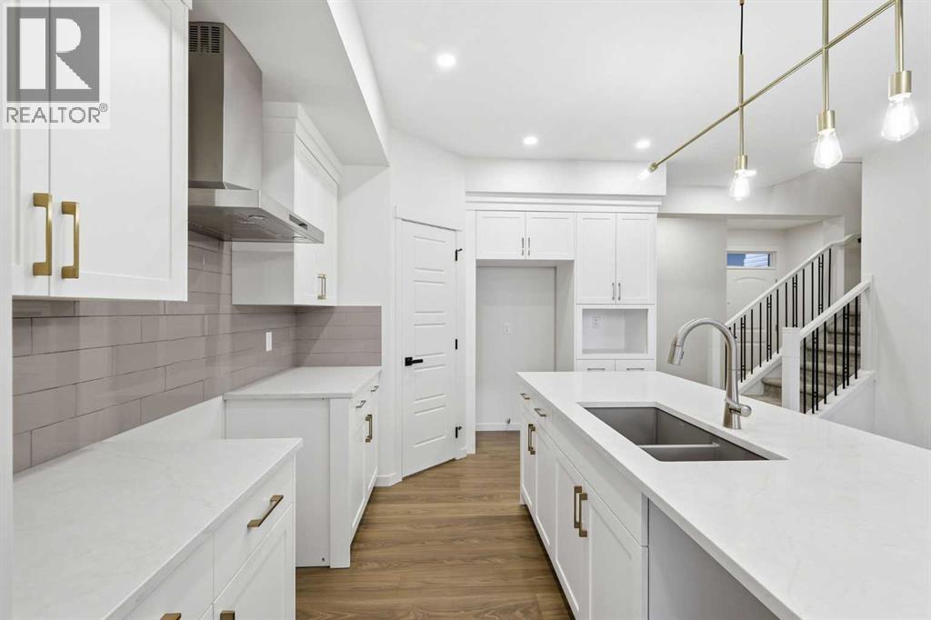 72 Calhoun Rise NE, Calgary, Alberta  T3P 2P5 - Photo 10 - A2275890