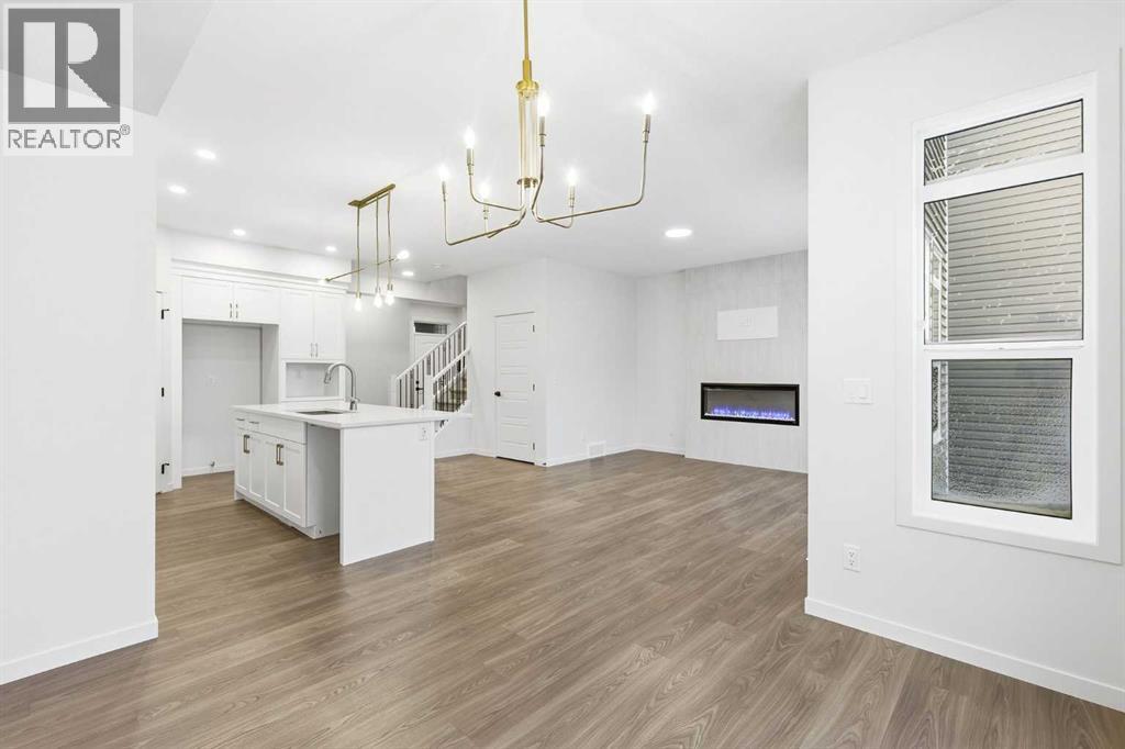 72 Calhoun Rise NE, Calgary, Alberta  T3P 2P5 - Photo 5 - A2275890