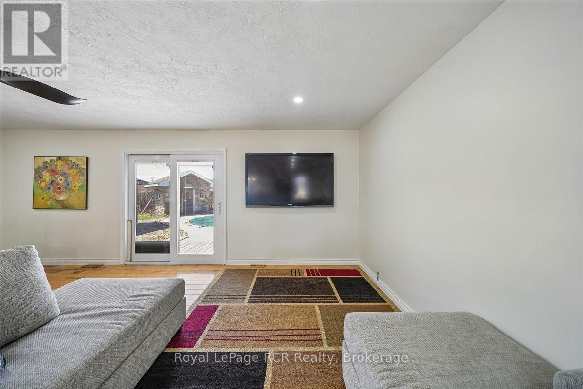 717906 6 Highway, Georgian Bluffs, Ontario  N4K 5N7 - Photo 15 - X13037982