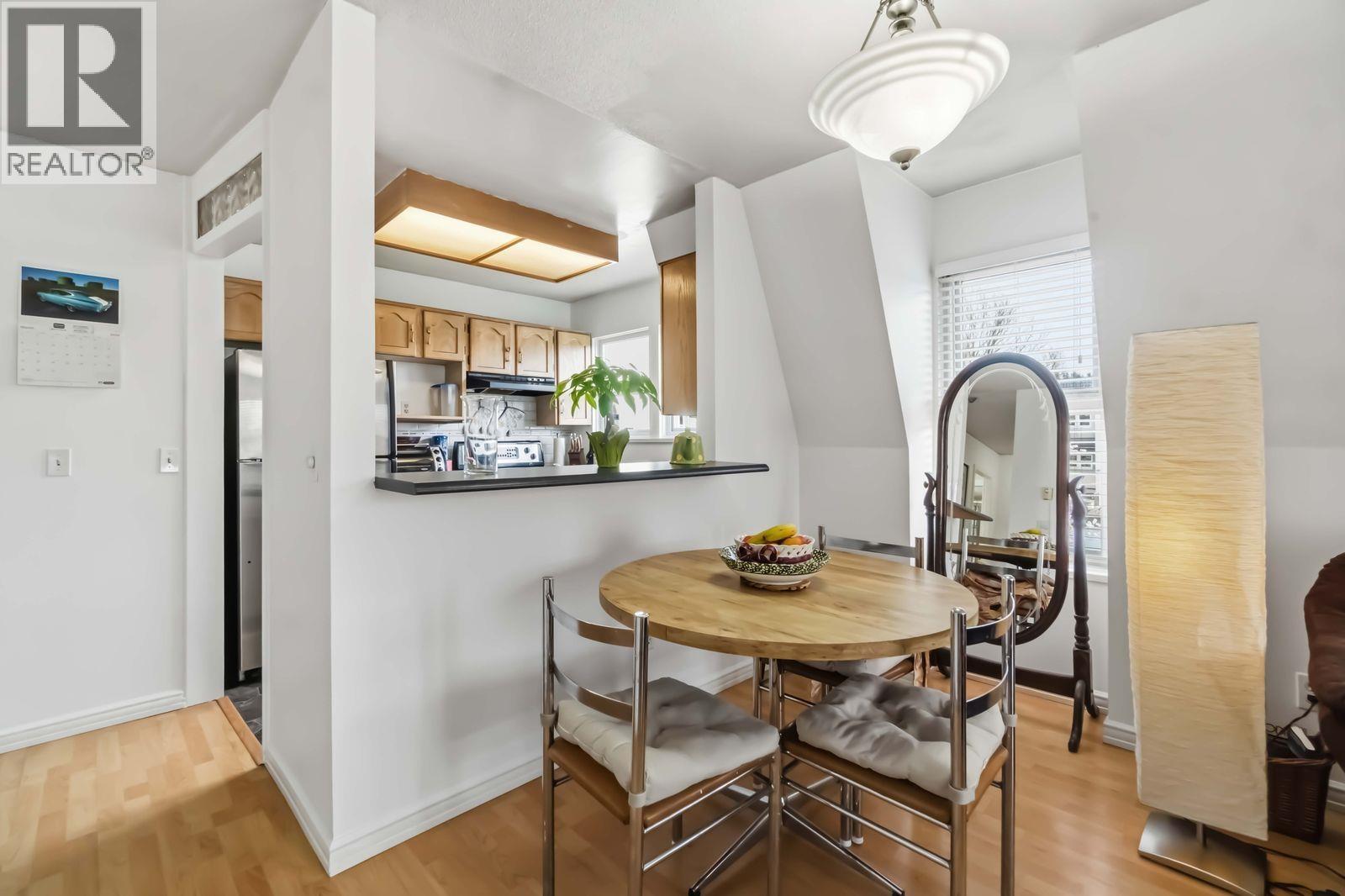 301 99 Begin Street, Coquitlam, British Columbia  V3K 6R5 - Photo 5 - R3115113