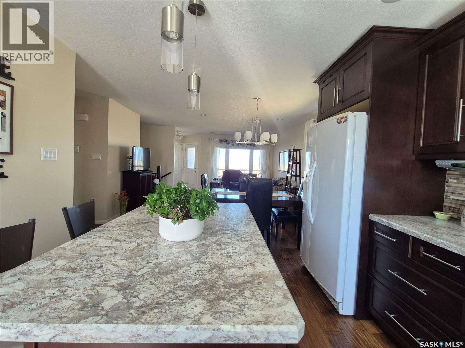 816 Battleford Trail, Swift Current, Saskatchewan  S9H 5R1 - Photo 11 - SK033499