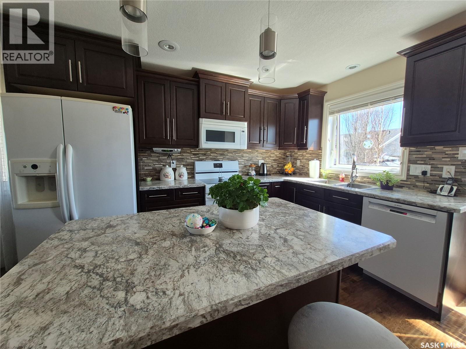 816 Battleford Trail, Swift Current, Saskatchewan  S9H 5R1 - Photo 9 - SK033499