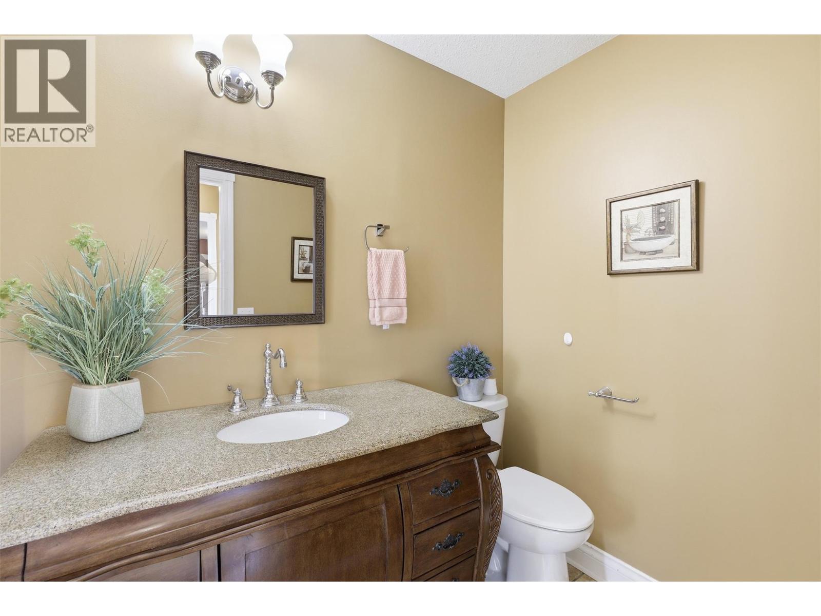 4948 Woodland Court, Kamloops, British Columbia  V2C 6V5 - Photo 14 - 10384490