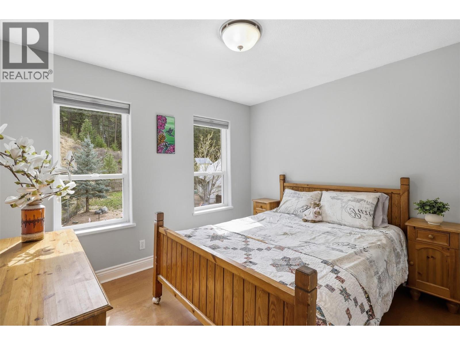 4948 Woodland Court, Kamloops, British Columbia  V2C 6V5 - Photo 20 - 10384490