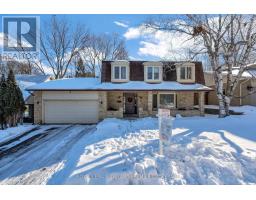 31 FOXCROFT CRESCENT, London South, Ontario