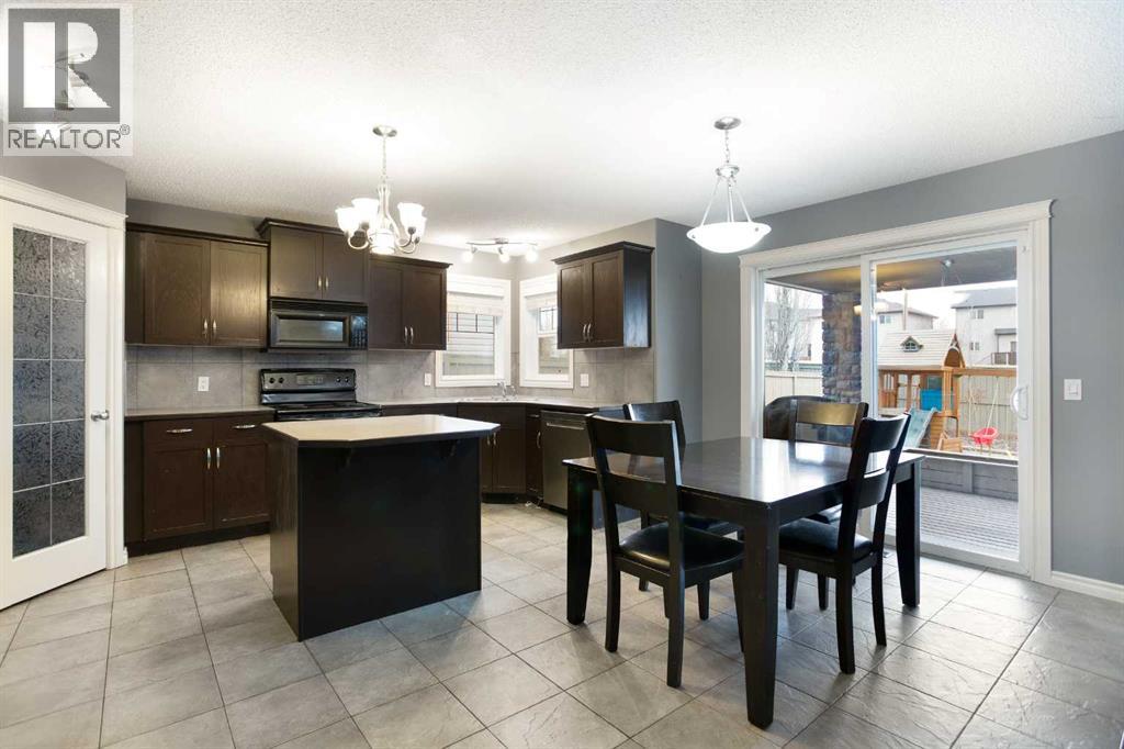 2832 Coopers Manor SW, Airdrie, Alberta  T4B 3J7 - Photo 8 - A2291220